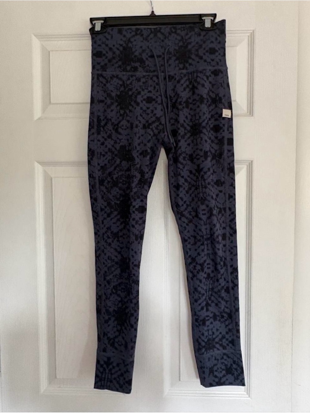NWOT vuori daily leggings